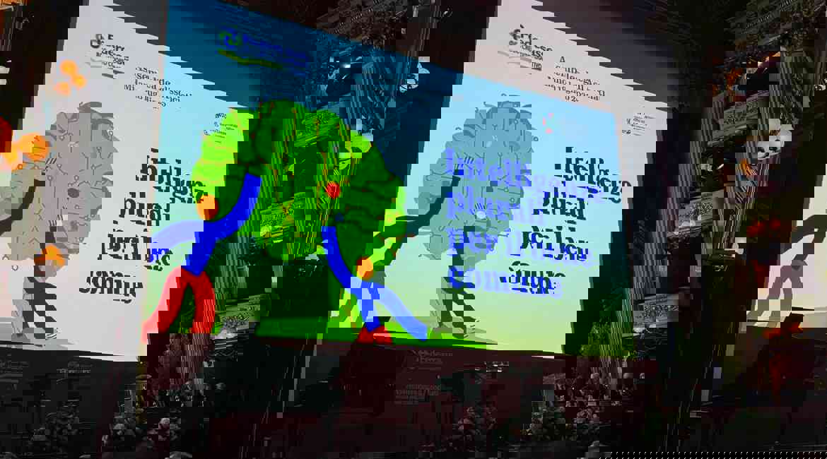 Prospettiva Della Presentazione ''Intelligenze Plurali Per Il Bene Comune''