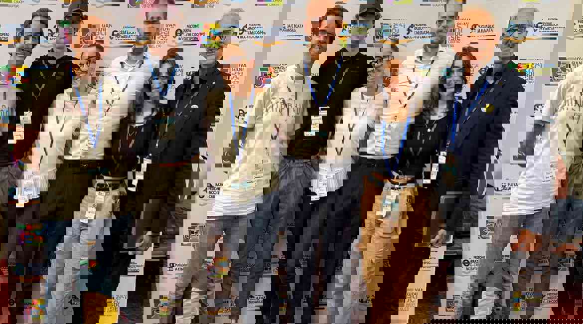 Ragazzi Della Consulta Giovani Soci BCCV All'arrivo Al 14° Forum