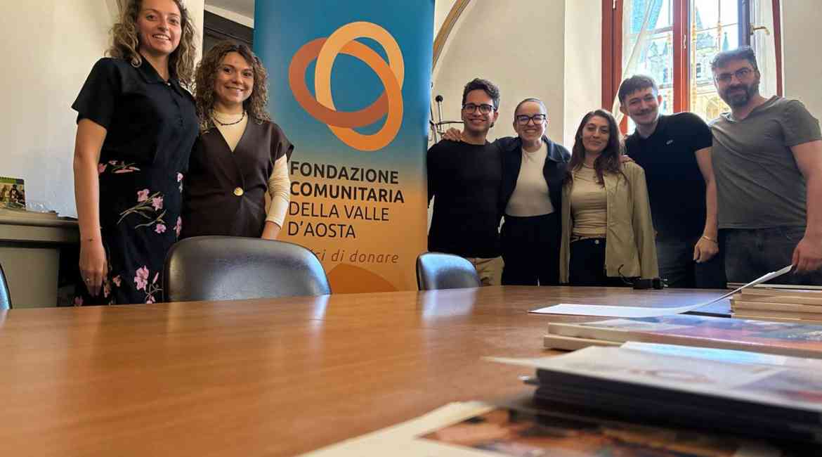 Ragazzi Del Direttivo Di Youth Bank E Del Direttivo Della Consulta Giovani Soci BCCV