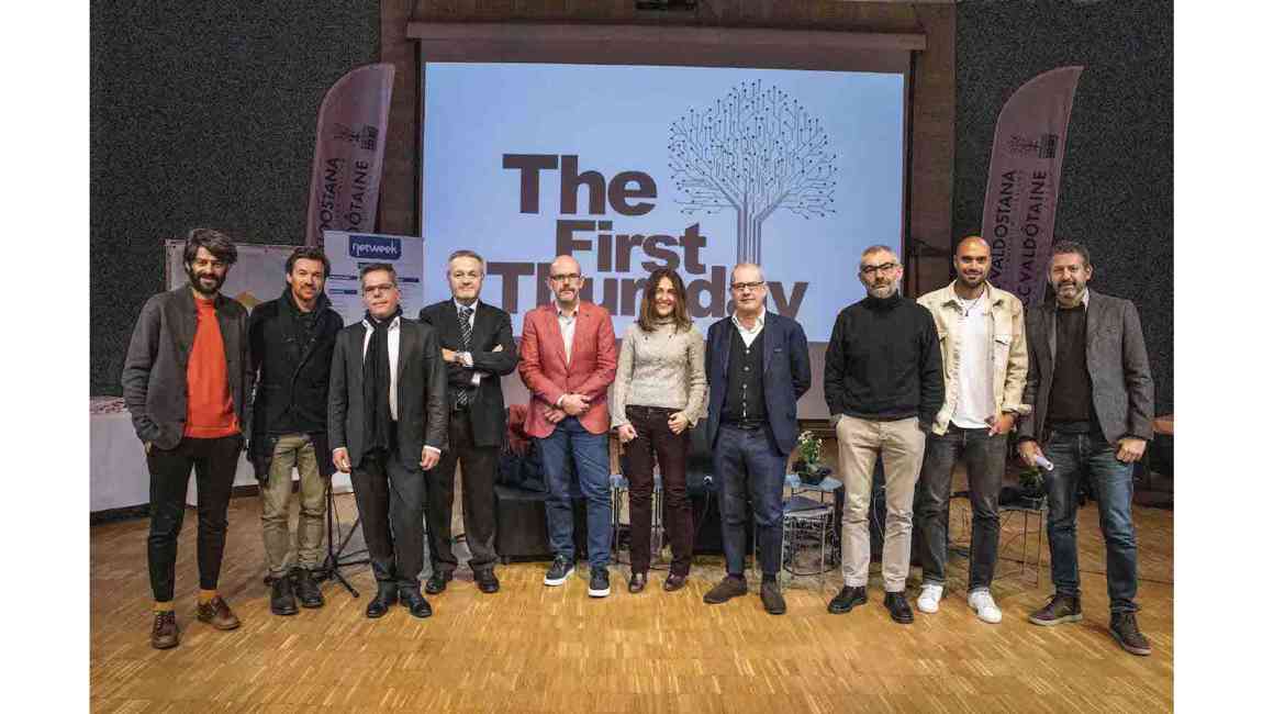 The First Thursday 1 Dic 20229 Gallery